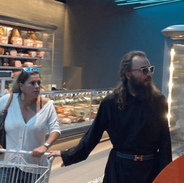 Ιερέας - Μύκονος